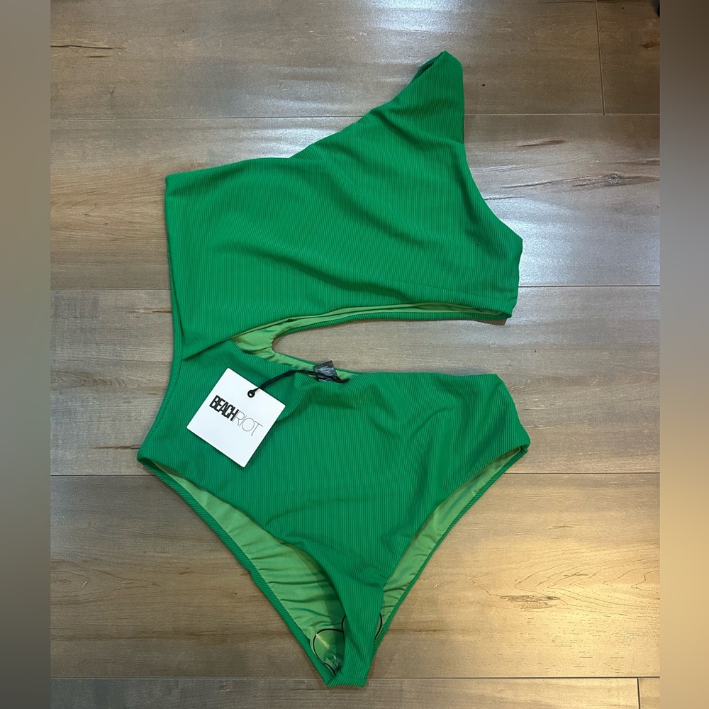 Beach riot Celine One Piece in limited edition Green NWT - Picture 5 of 9